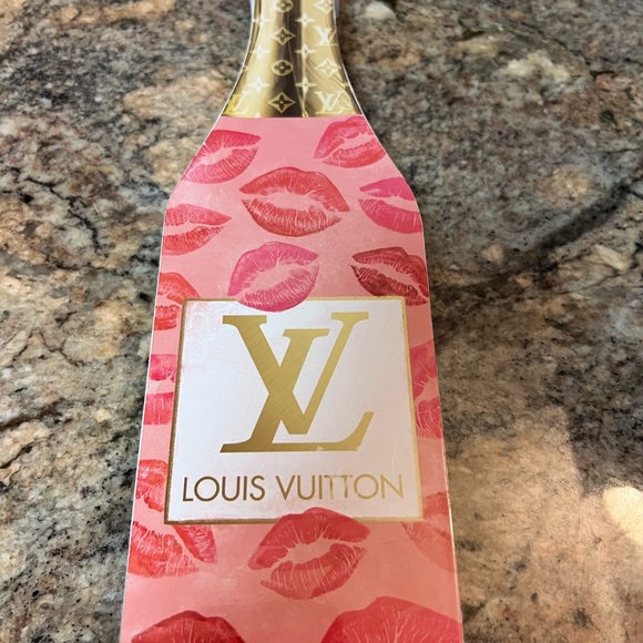 New Champagne Fashion Wood Art - Picture 2 of 3